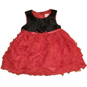 𝅺The Children's Place Girls Christmas Dress Size 6-9 mos